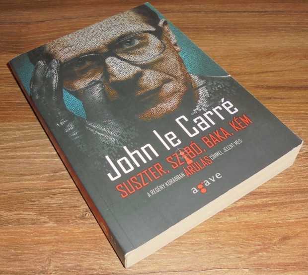 John le Carr: Suszter, szab, baka, km