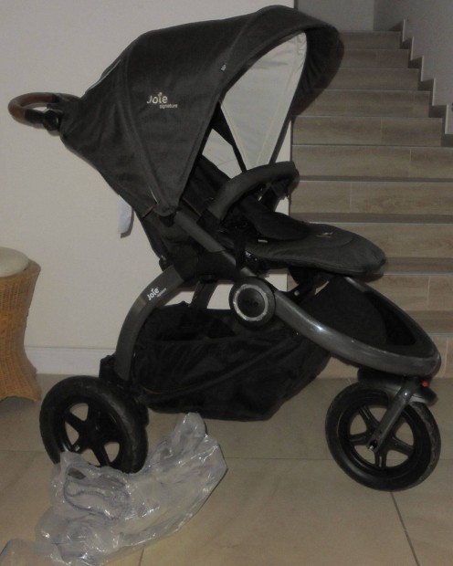 Joie crosster signature flex 25kg-ig hasznlhat jogger babakocsi