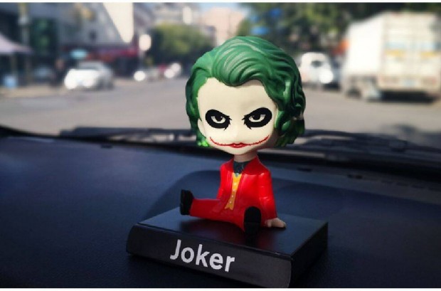 Joker DC telefontart figura j kszleten