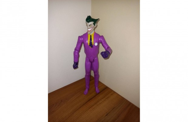 Joker figura Batman 30 cm / Igazsg ligja