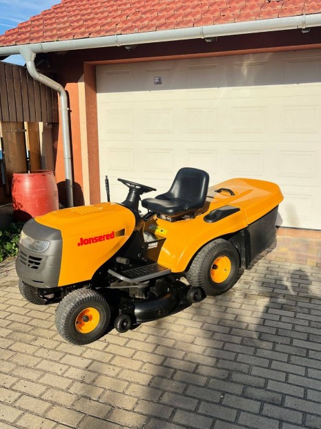 Jonsered Husqvarna fűnyíró traktor