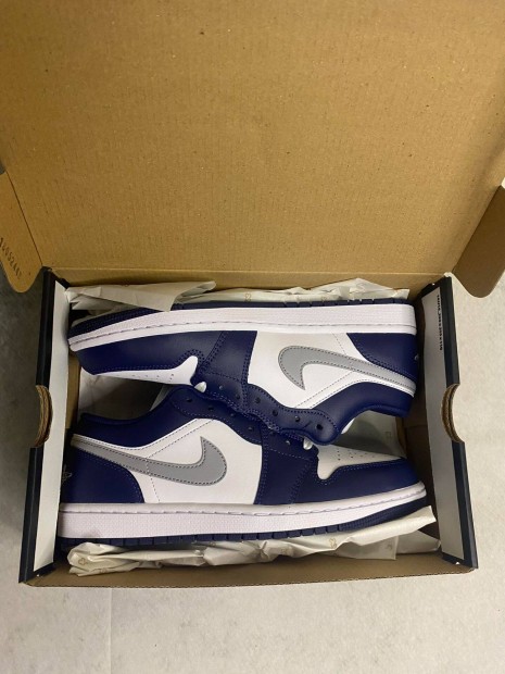 Jordan 1 Low - Wolf Grey Midnight Navy