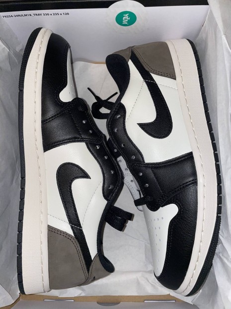 Jordan 1 Retro Low OG Mocha