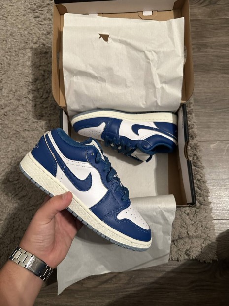 Jordan 1 low industrial blue