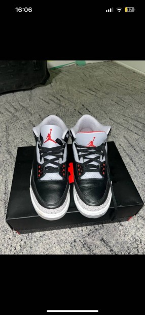 Jordan 3 Black Cement