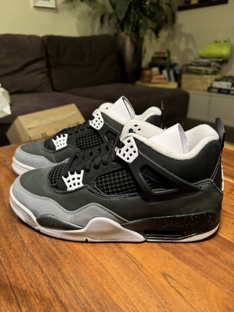 Jordan 4 Retro Fear 43