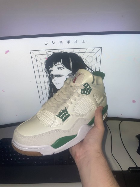 Jordan 4 SB Pine Green