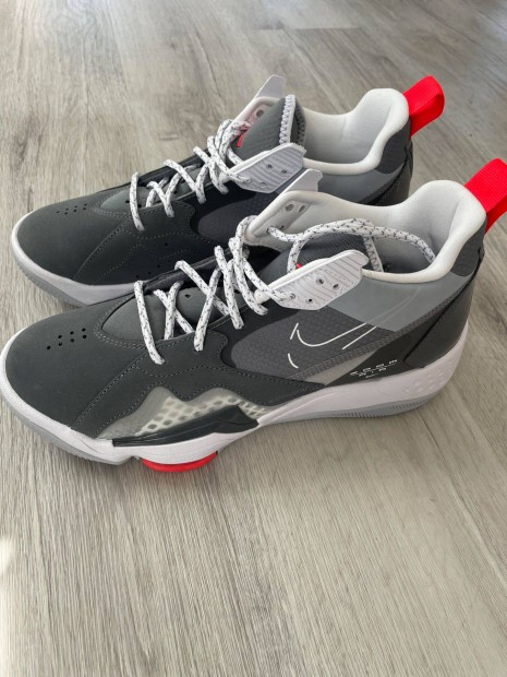 Jordan Zoom 92 Nike 42-es cip