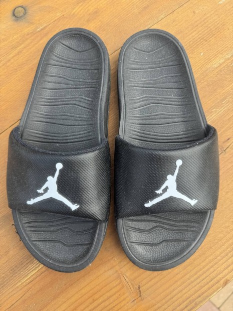 Jordan papucs 37-s Nike mret 