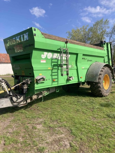 Joskin Tornado 3 szervestrágyaszóró