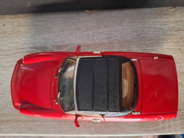 Jouef Alfa Romeo Spider 1:18