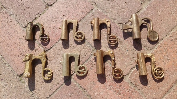 Juh�szkamp� elad�