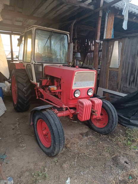 Jumz-6KM traktor