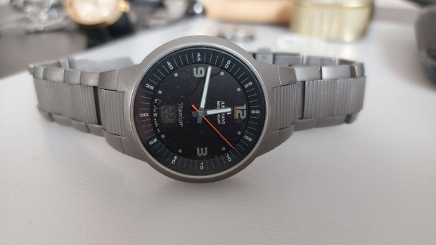 Junghans Mega Solar Titanium