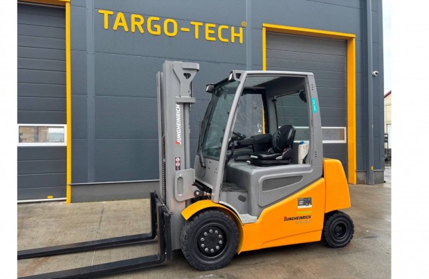 Jungheinrich 4 tonnás elektromos targonca triplex 5m oldalmozgató2018