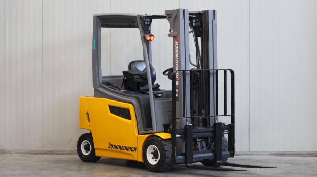 Jungheinrich EFG 320 2 tonns elektromos targonca