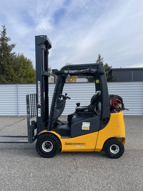 Jungheinrich TFG316 6.5M emelés