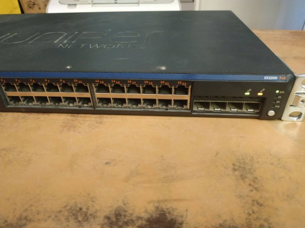 Juniper EX2200 POE-24P-4G Gigabites Switch (1)