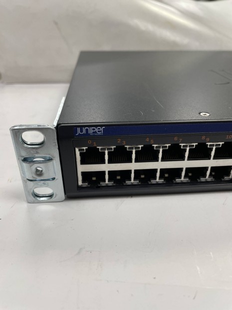 Juniper EX2200 PoE Ethernet Switch