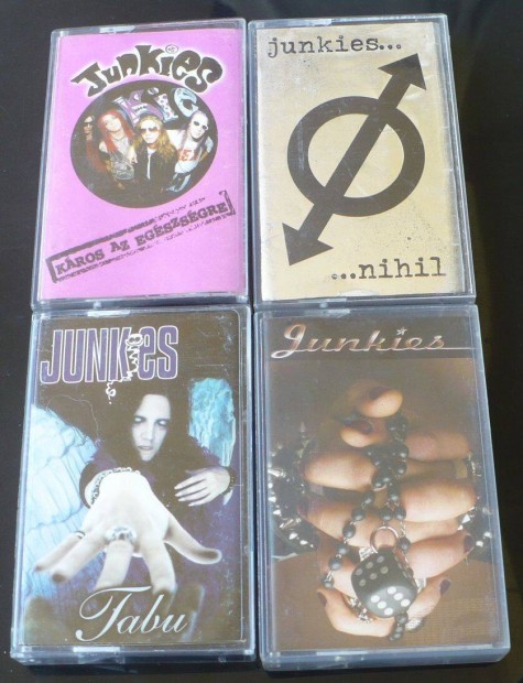 Junkies (4 db kazetta)