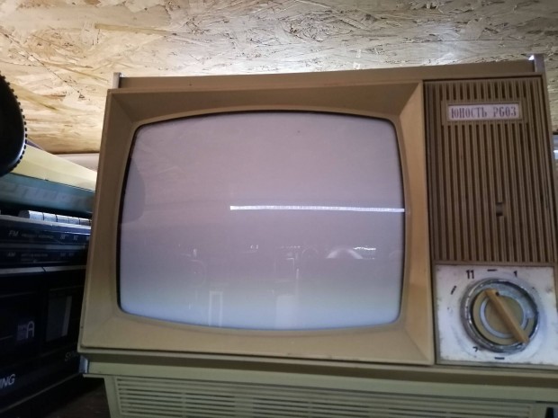 Junoszt 603 TV dísznek
