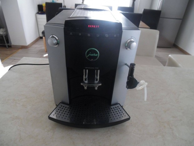 Jura F50 2. generacios kvgp kvfz profi cappuccino fejjel