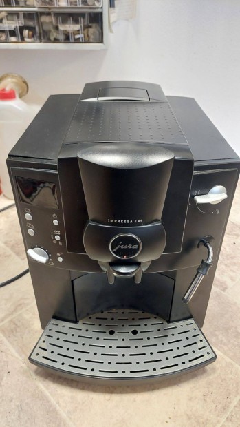 Jura Impressa E44 kávégép, kávéfőző