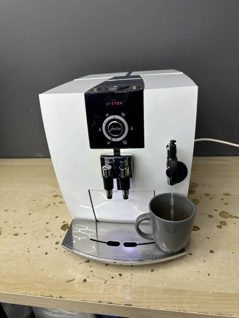 Jura Impressa J5 White Cappuccino