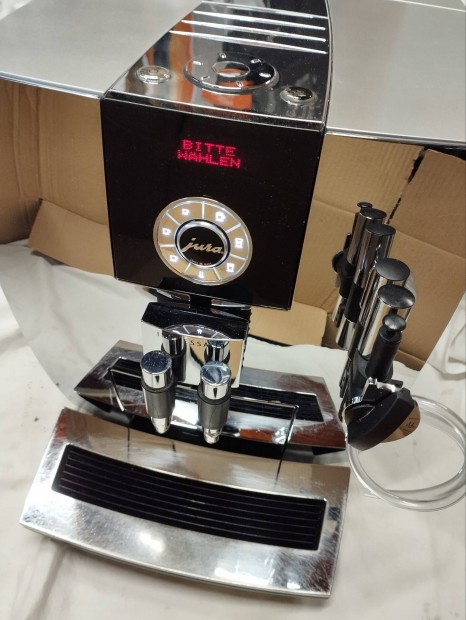 Jura Impressa J9 Chrome full automata kvfz