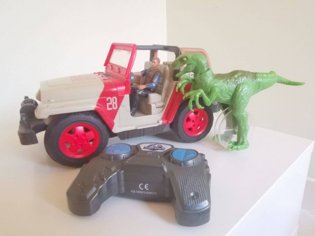 Jurassic World Raptor Attack Jeep - tvirnyts aut
