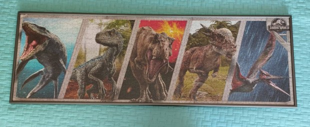 Jurassic World puzzle keretben