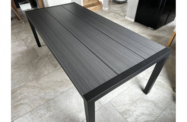 Jutlandia Hagen Kerti asztal 214x100cm