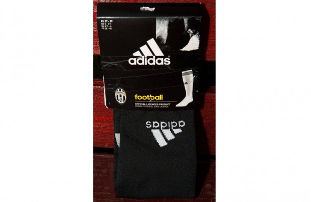 Juventus fekete eredeti adidas lábszárvédő (37-39) III