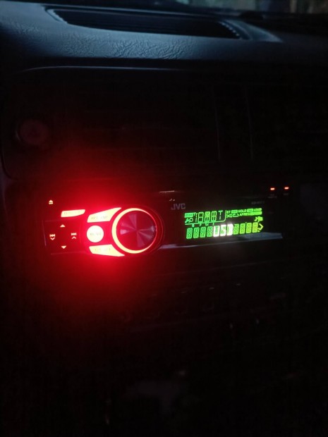 Jvc aut�r�di� cd aux usb sz�p �llapotban 