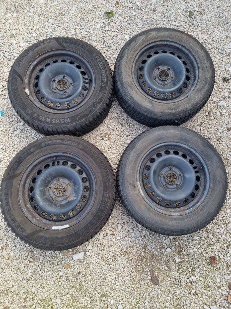 K172 195/65 R15 Használt téli kerék Opel 6.5X15 5X110 ET35