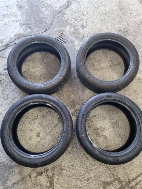 K193 215/50 R18 Toyo/Goodyear haszn�lt ny�ri gumiszett