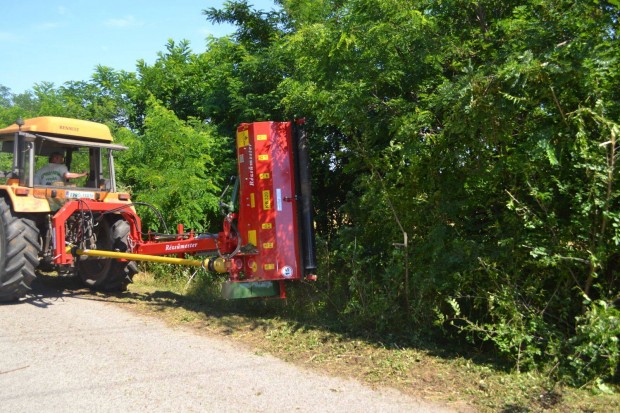 KB-320 rézsűzúzó ingyenes szállítással készletről !