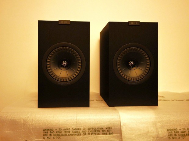 KEF Q 350 hangfal, 2 év garanciával, dobozában