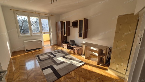 KIAD� lak�s Sopronban, a K�farag� t�ren!