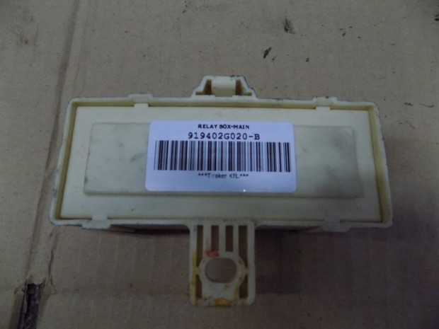 KIA CARENS RELAY BOX-MAIN eladó