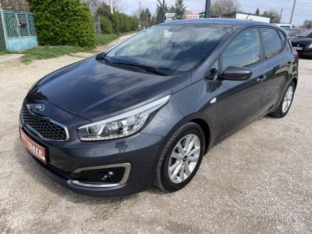 KIA CEE'D 1.4 CRDI EX Prémium Vezetett Szervizk...