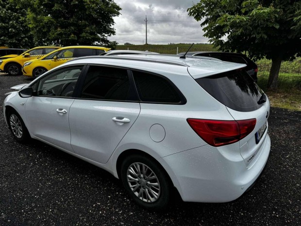 KIA CEE'D 1.4 CRDI LX