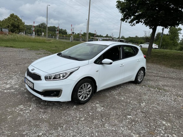 KIA CEE'D 1.4 CRDI LX magyar!