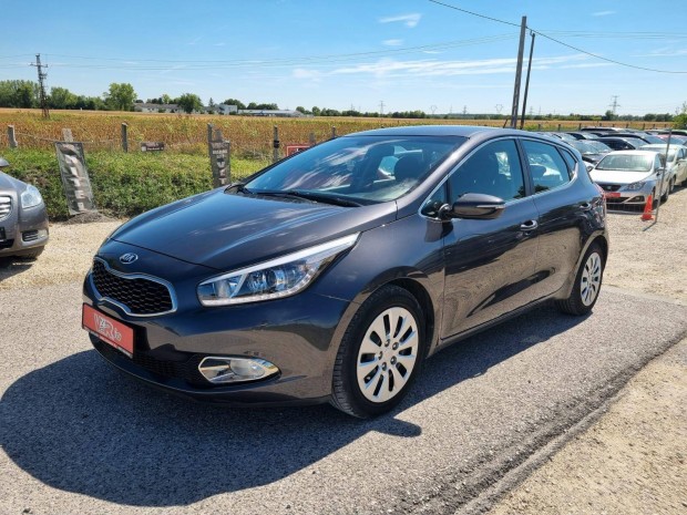 KIA CEE'D 1.4 Cvvt EX 3 év kiterjesztett garanc...