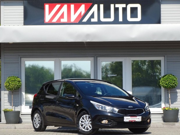 KIA CEE'D 1.4 Cvvt EX Limited 1.Tulaj-101eKM-SZ...