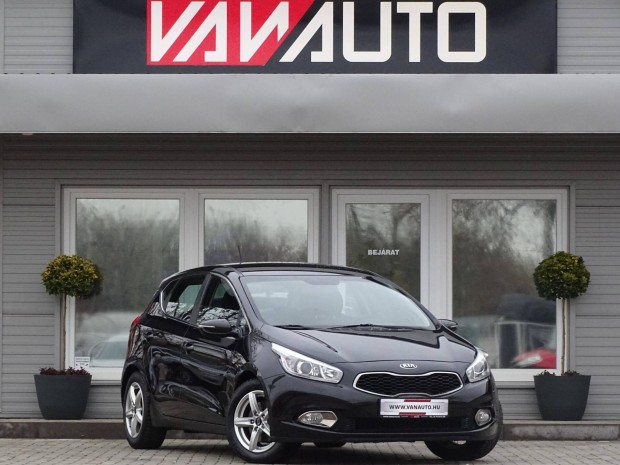 KIA CEE'D 1.4 Cvvt EX Prmium 148eKM-Kamera-SZE...