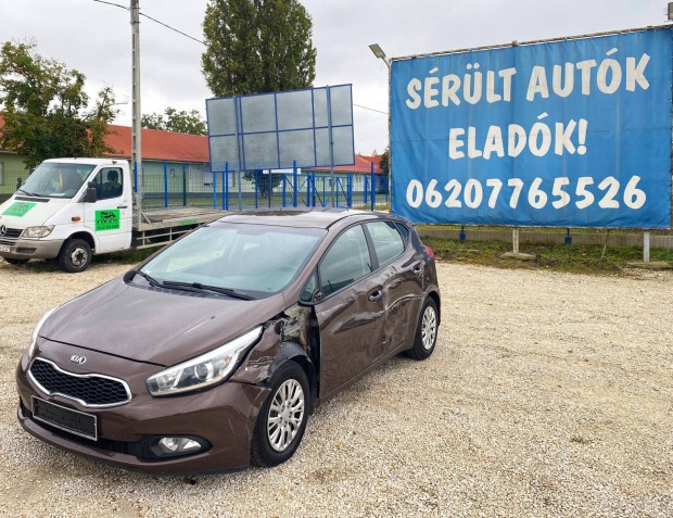 KIA CEE'D 1.4 Cvvt LX Base