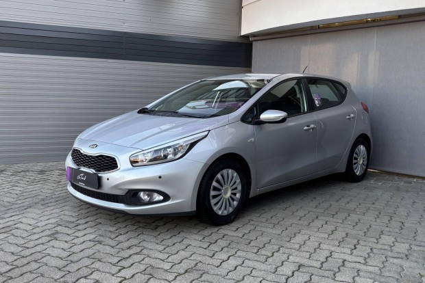 KIA CEE'D 1.4 Cvvt LX Garanciával!