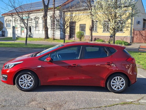 KIA CEE'D 1.4 Cvvt LX Magyarországi! 101.000 KM!