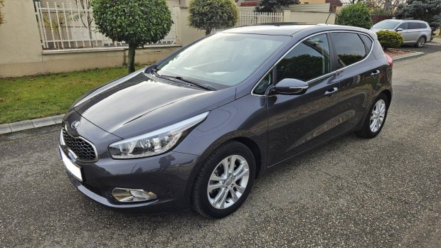 KIA CEE'D 1.4 Cvvt Limit�lt Pr�mium 39800KM! DI...